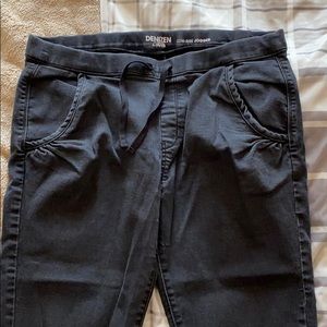 Levi’s Low Rise Jogger